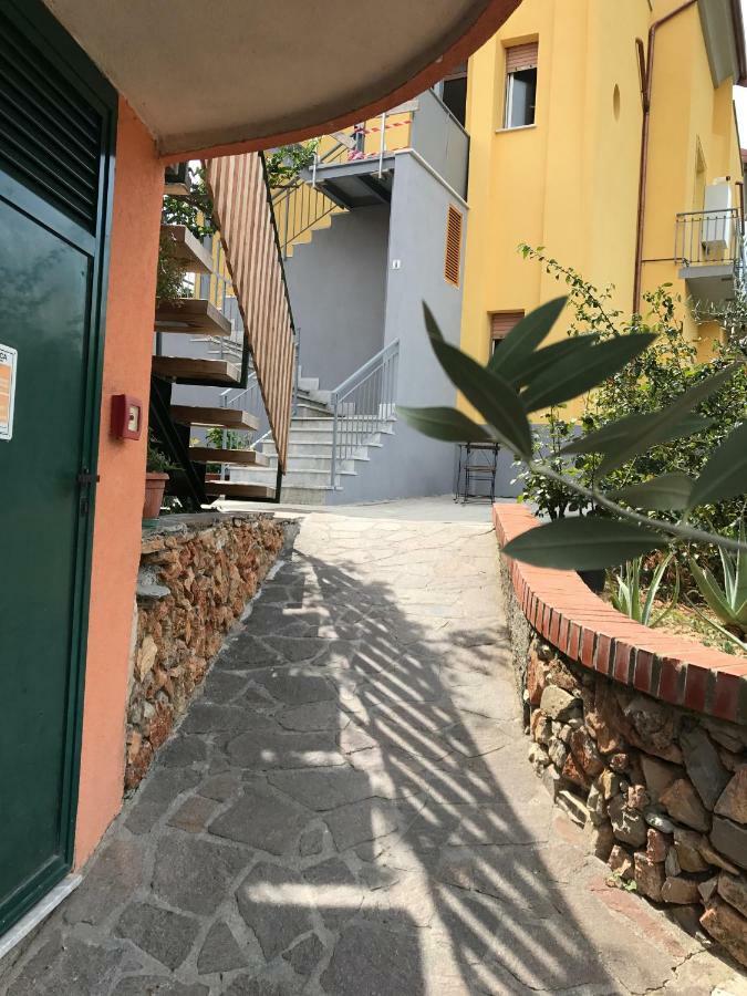 Appartamento Libeccio Finale Ligure Exteriör bild